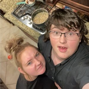 Meet your Posher, Jillian